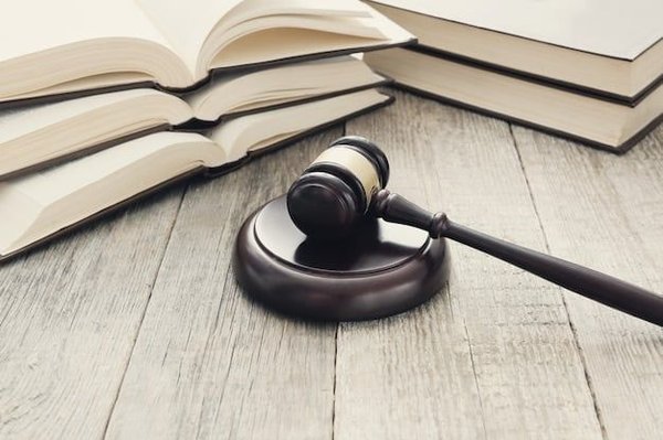 Pourquoi la traduction juridique en allemand est-elle cruciale ?