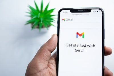 Comment contrôler un mail ?